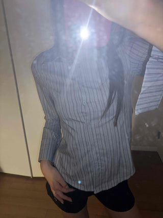 Classic semi-wide striped basic shirt