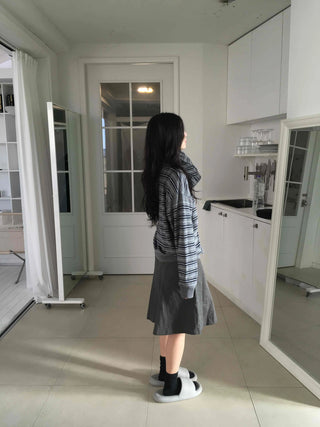 Simple A-line Midi Skirt with Campus Pocket Detail