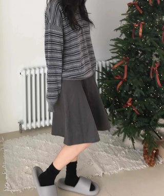 Simple A-line Midi Skirt with Campus Pocket Detail