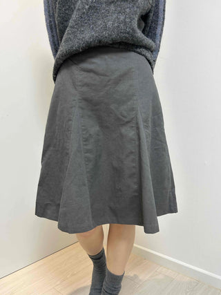 Simple A-line Midi Skirt with Campus Pocket Detail
