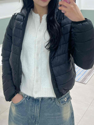 Built-in Strap Shuttle Quilted Puffer Short Padded Jacket