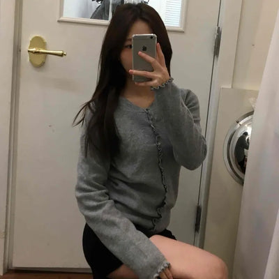 Daily Button V-Neck Slim Fit Knit Cardigan