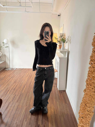 Dark-toned vintage washed loose-fit denim pants