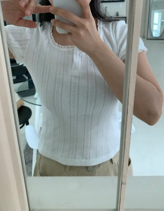 Zero Puff Punched Lace Square Neck Short Sleeve T-shirt