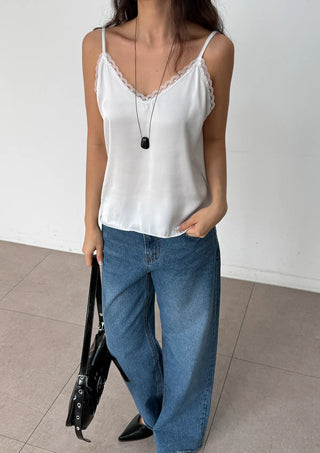 Milk Satin Silk Lingerie Lace Strappy Sleeveless Made-in-Korea Layered Sleeveless  Silky All-Season Sleeveless V-Neck Blouse