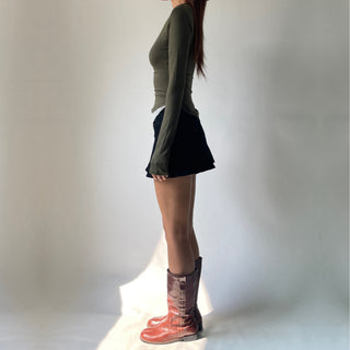 Contrast U-neck Layered Long Sleeve Tee