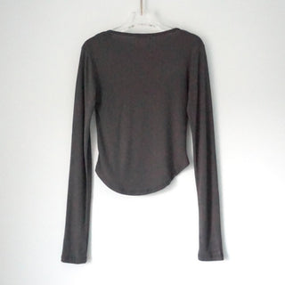 Contrast U-neck Layered Long Sleeve Tee