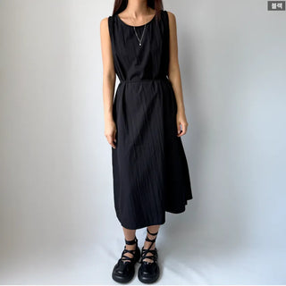 Sleeveless Crinkly Summer Long Dress for Wedding Guests