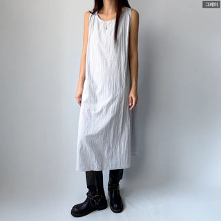 Sleeveless Crinkly Summer Long Dress for Wedding Guests
