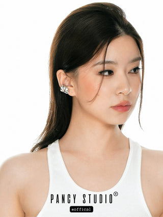 Wrinkled texture liquid metal ear clip