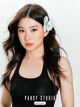 Vivid and free Floral Hairpin