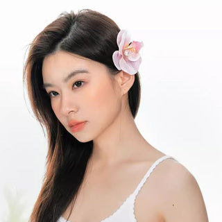Vivid and free Floral Hairpin