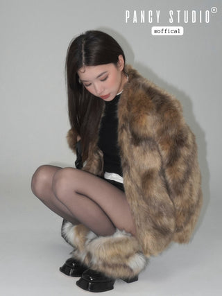 Y2k millennium fur leg covers