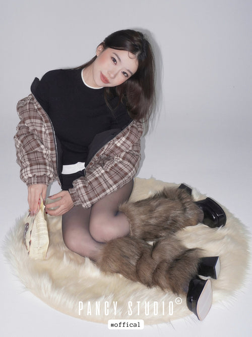 Y2k millennium fur leg covers