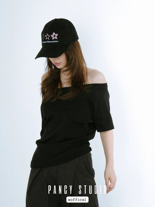 black baseball cap