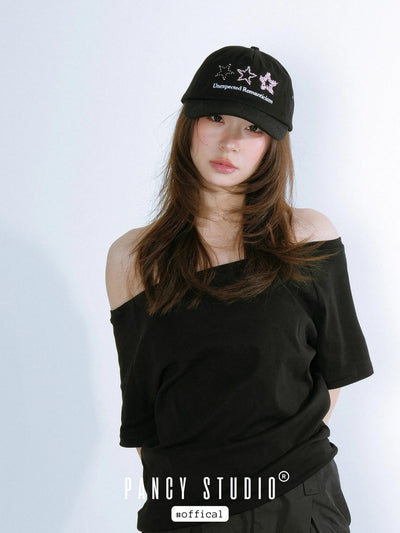 black baseball cap