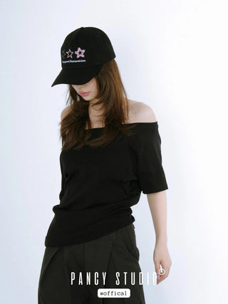 black baseball cap