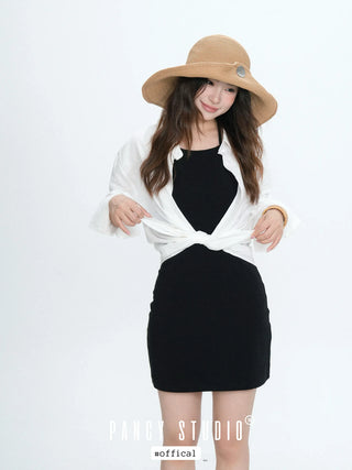 button straw hat