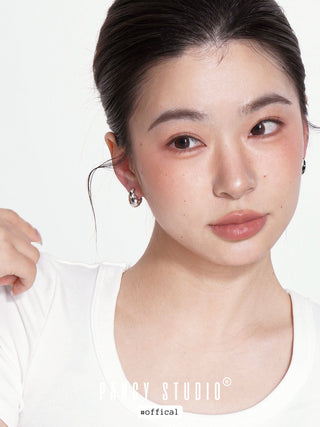 dot zircon earrings