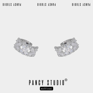 hollow zircon earrings