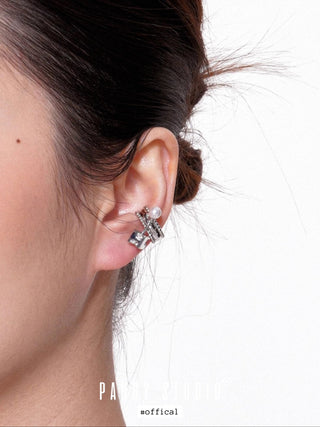 pearl clip earrings