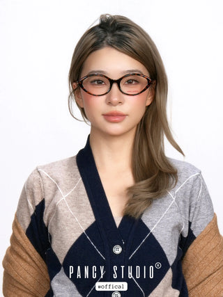 cat eye glasses