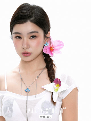large flower barrette