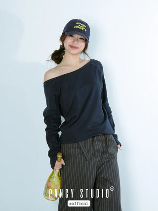 letter embroidered cap