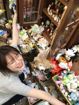 silver frame glasses