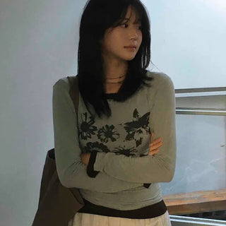 Modern Vintage Floral Slim Fit Round Long Sleeve Tee