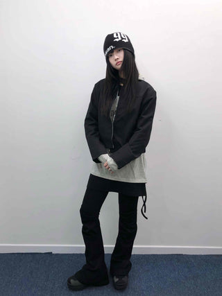 Street-style short loose-fit jumper