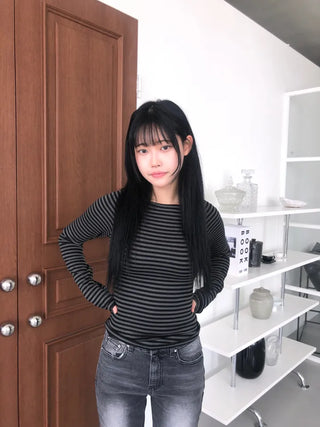 Jenner Striped Long Sleeve Off-Shoulder T-shirt