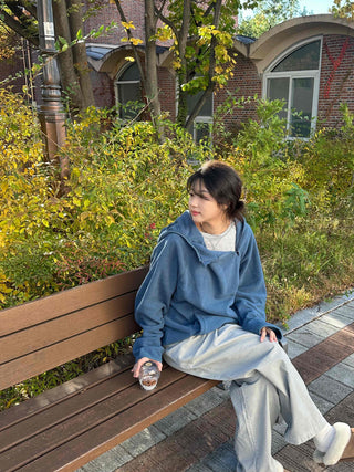 Cozy Fit Diagonal Zipper Hooded Zip-Up Fleece
