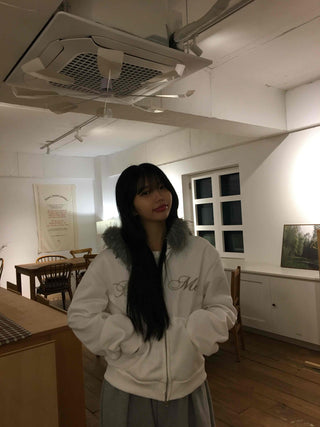 Pinter Mood Lettering Fur Hooded Zip-up