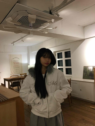 Pinter Mood Lettering Fur Hooded Zip-up