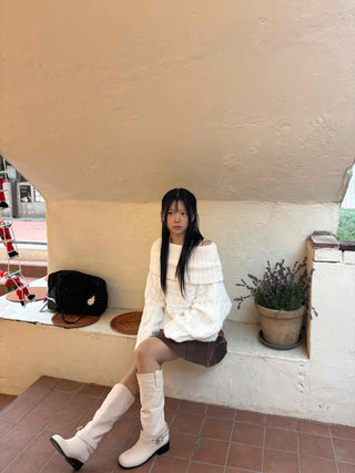 Wide Cable Oversized Off-Shoulder Knit