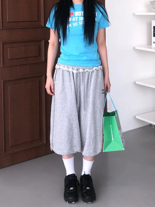 Lare Softy Frill Lettering Bermuda Pants
