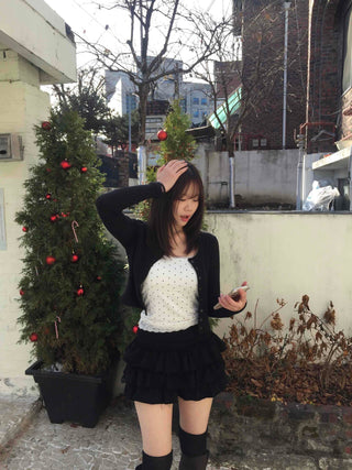 Dot Lace Slim Fit Sleeveless Cap Top