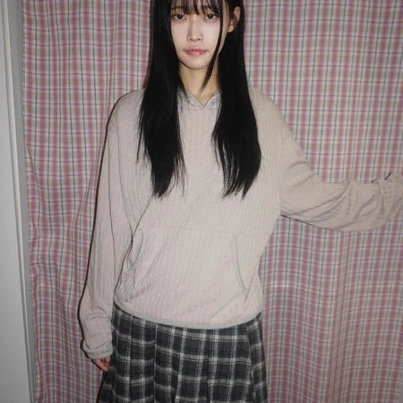 Delicate Fit Loose Kangaroo Pocket Hoodie