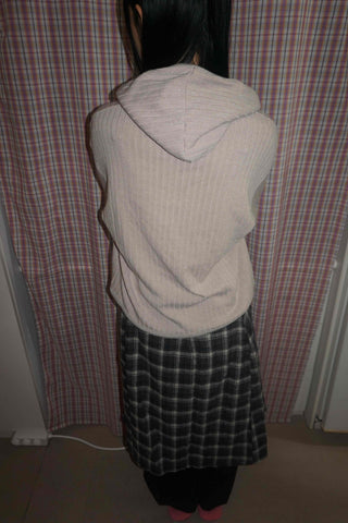 Delicate Fit Loose Kangaroo Pocket Hoodie