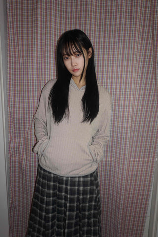 Delicate Fit Loose Kangaroo Pocket Hoodie