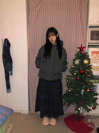 Loose Fit High-Neck Short Padded Jumper