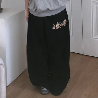 Bien Hem String Embroidery Pants