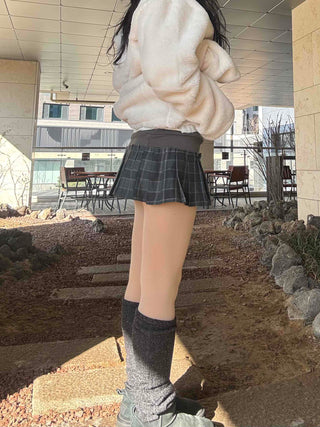 Winter check pleated mini skirt