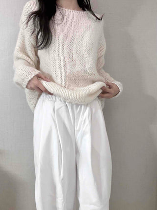 Minimal Semi-Wide Pintuck Pants
