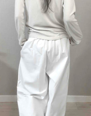 Minimal Semi-Wide Pintuck Pants