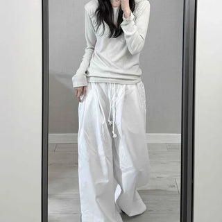 Minimal Semi-Wide Pintuck Pants