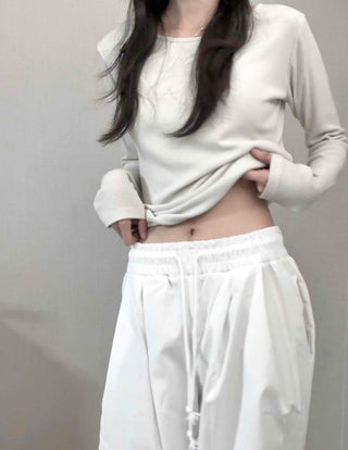 Minimal Semi-Wide Pintuck Pants