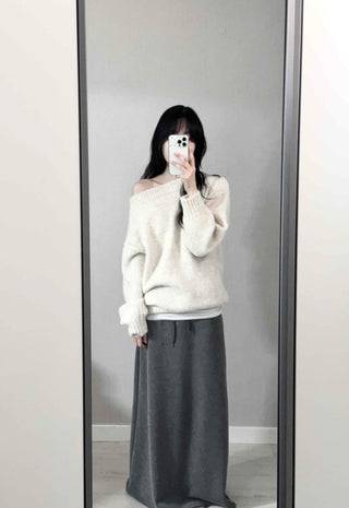 Basic Asymmetrical Off-Shoulder Loose Fit Knit