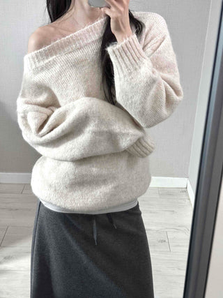 Basic Asymmetrical Off-Shoulder Loose Fit Knit